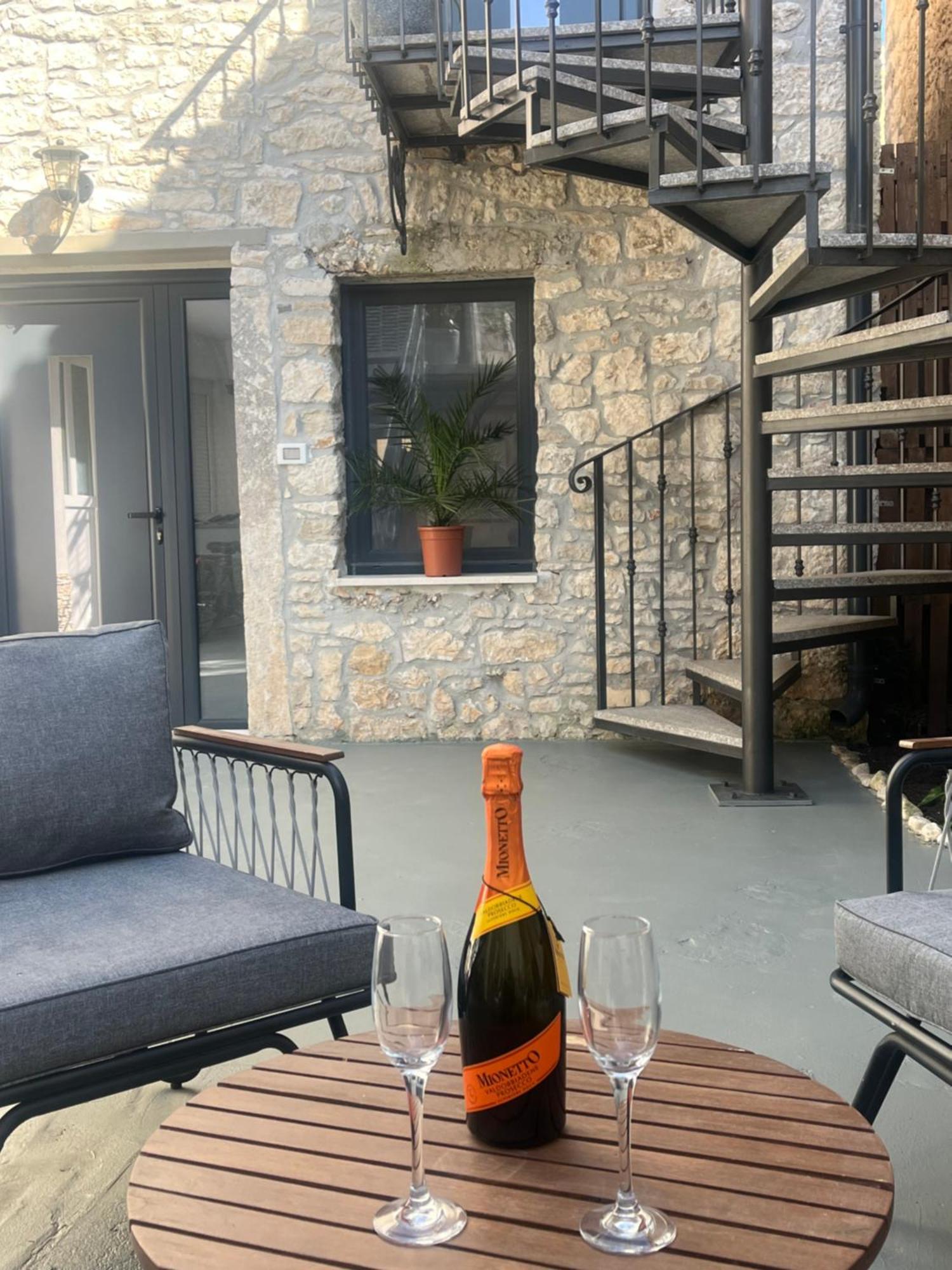 Stone House Apartman Medulin Kültér fotó
